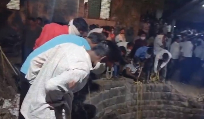 印度5人为救猫相继跳入废井，不幸身亡